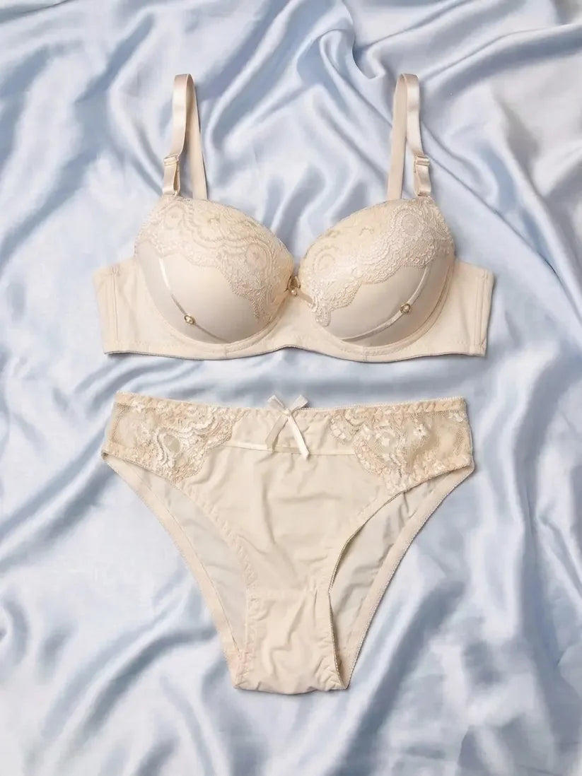 Women’s Cream Padded Bra and Lace Trim Bikini Set
