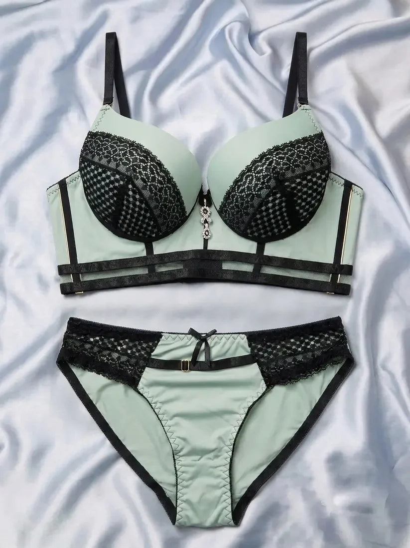 Women’s Mint and Black Padded Longline Bra and Lace Panty Set